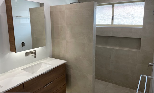 Compact Ensuite
